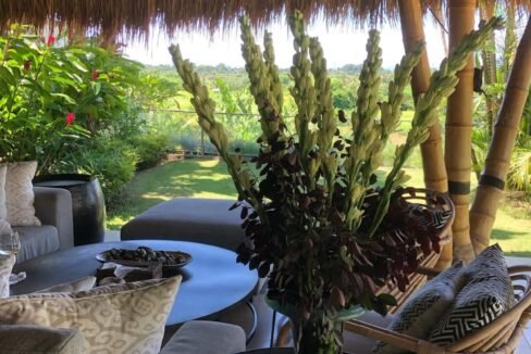 Villa Munggu BB-102 g