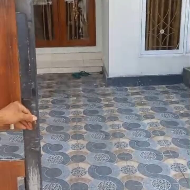 Rumah Selingsing BB-0808 e